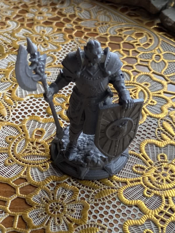 Miniatura Trenon the Redeemed para RPG - Coleção The Dragon Pact - Imagem 2